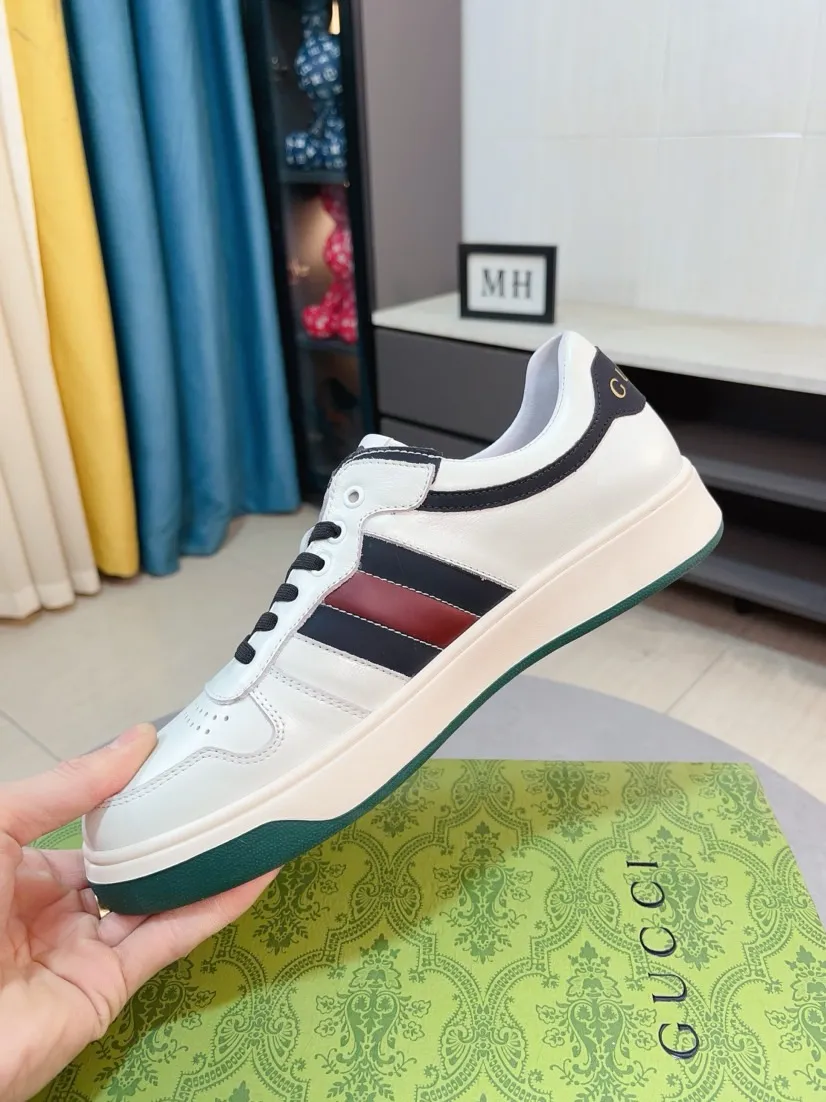 Men's shoes 💰440🌹🌹GUCCI [Gucci] New high-end brand of men's shoes, the latest fashionable casual men's shoes, trendy and versatile style, relaxed and sporty style, uppers imported from Italy, first-layer cowhide, genuine leather lining and ultra-fine workmanship. Original personalized fashionable rubber wear-resistant outsole, light and comfortable on the foot, size 38-44